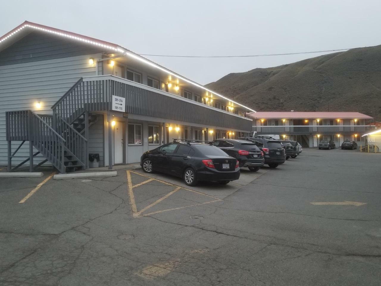 加拿大最佳价值沙漠旅馆及套房酒店 卡切溪 外观 照片